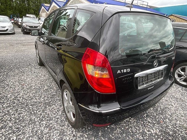 2011 mercedes a180 cdi personenauto - afbeelding 26 van  30