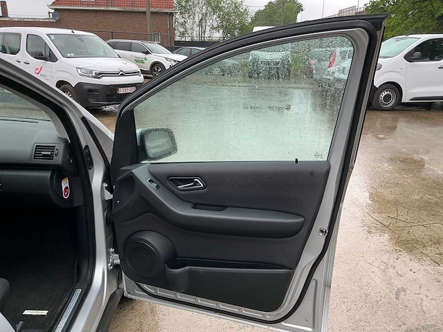 2011 mercedes-benz a180 cdi personenauto - afbeelding 18 van  67
