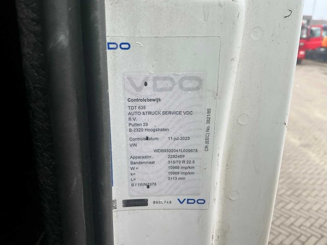 2011 mercedes-benz actros 2636 vrachtwagen - afbeelding 24 van  31