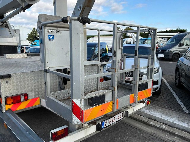2011 mercedes-benz atego vrachtwagen met hoogwerker (na te zien) - afbeelding 9 van  19