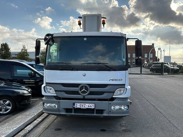 2011 mercedes-benz atego vrachtwagen met hoogwerker (na te zien) - afbeelding 12 van  19