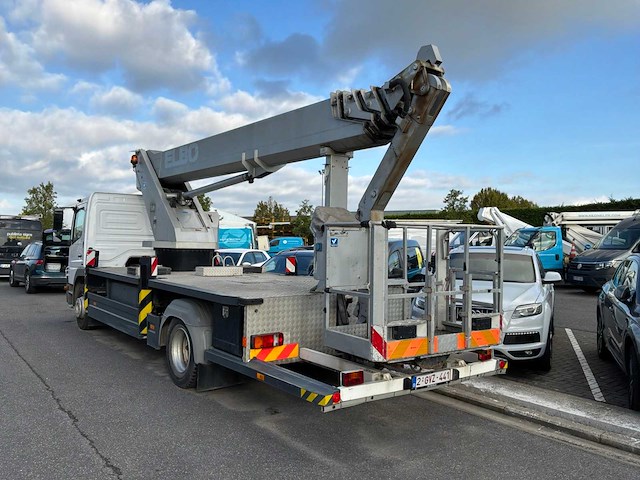 2011 mercedes-benz atego vrachtwagen met hoogwerker (na te zien) - afbeelding 16 van  19