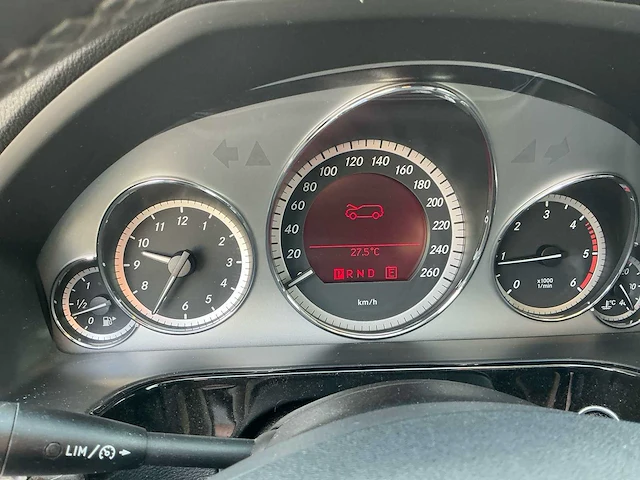 2011 mercedes-benz e220cdi avantgarde personenauto - afbeelding 11 van  24