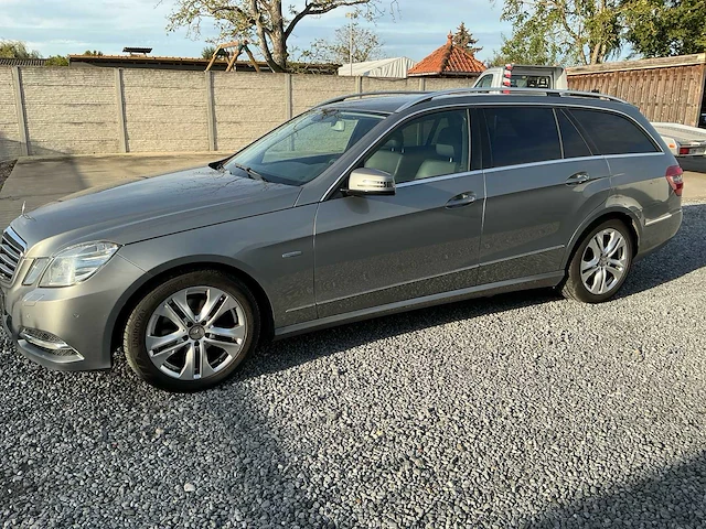 2011 mercedes-benz e220cdi avantgarde personenauto - afbeelding 2 van  24