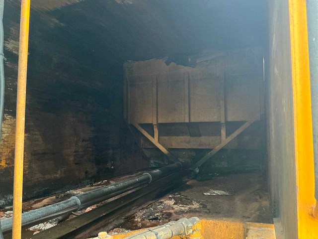 2011 mercedes-benz econic vuilniswagen - afbeelding 2 van  31