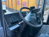 2011 mercedes-benz econic vuilniswagen - afbeelding 13 van  31