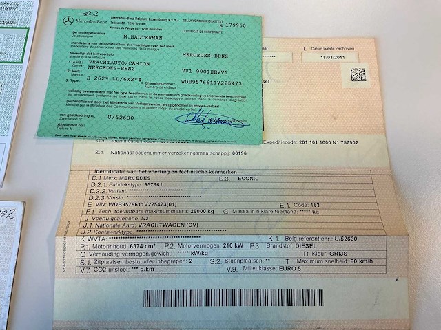 2011 mercedes-benz econic vuilniswagen - afbeelding 22 van  31