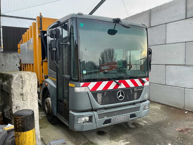 2011 mercedes-benz econic vuilniswagen - afbeelding 12 van  31