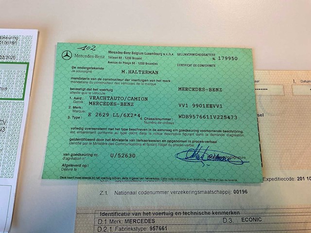 2011 mercedes-benz econic vuilniswagen - afbeelding 24 van  31