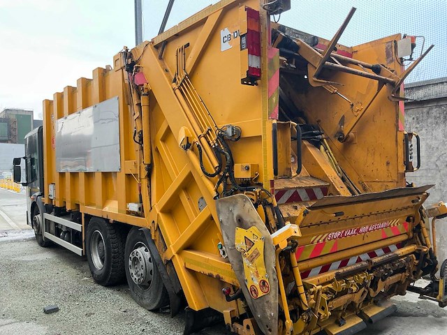 2011 mercedes-benz econic vuilniswagen - afbeelding 23 van  31