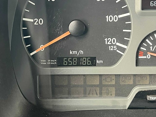 2011 mercedes-benz g1524nl54c vrachtwagen - afbeelding 4 van  39