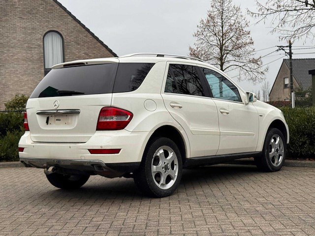 2011 mercedes-benz ml 350 cdi - afbeelding 17 van  18