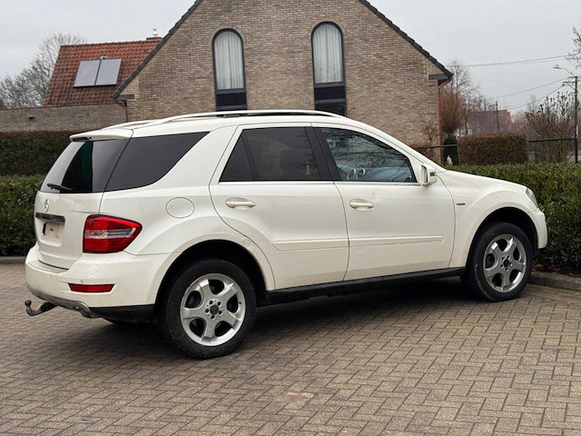 2011 mercedes-benz ml 350 cdi - afbeelding 44 van  46