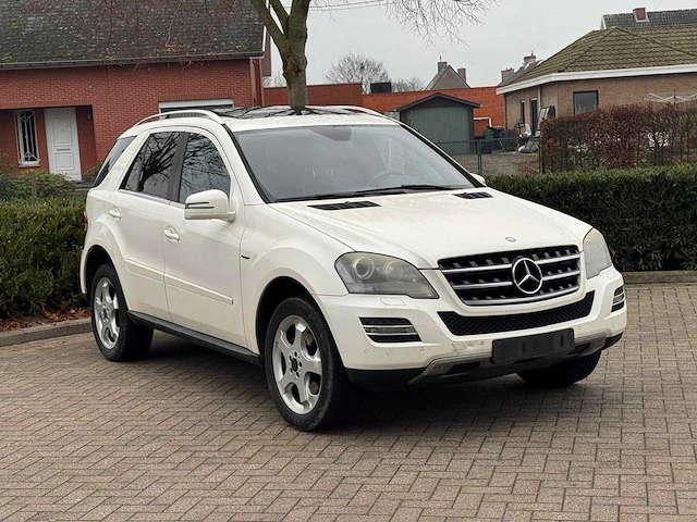 2011 mercedes-benz ml 350 cdi - afbeelding 44 van  46