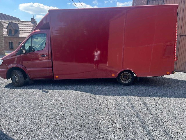 2011 mercedes-benz sprinter vrachtwagen grote volume vrachtwagen - afbeelding 10 van  11