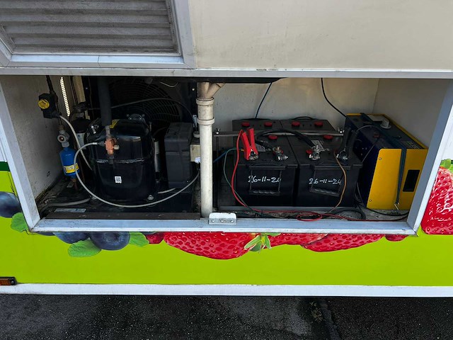 2011 mercedes-benz vario 813 d vrachtwagen - afbeelding 11 van  36