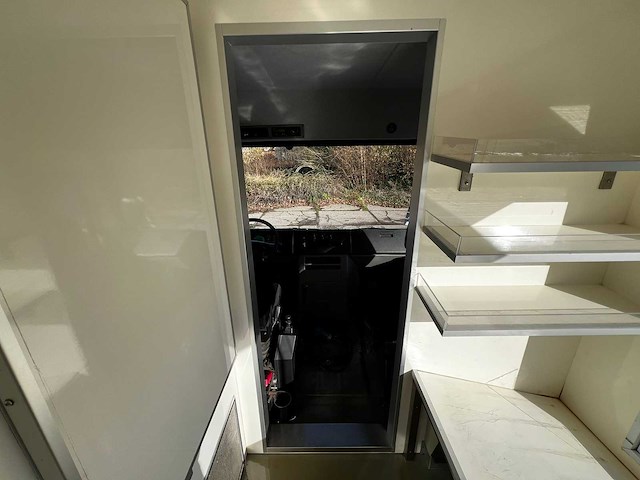 2011 mercedes-benz vario 813 d vrachtwagen - afbeelding 18 van  36