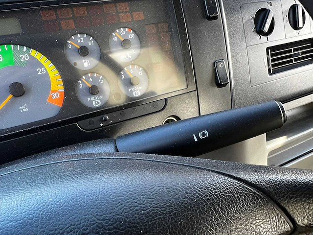 2011 mercedes-benz vario 813 d vrachtwagen - afbeelding 22 van  36