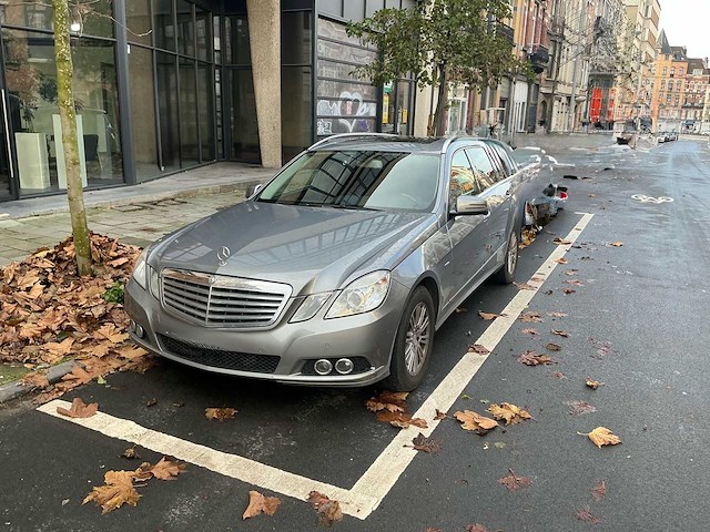 2011 mercedes break e220 cdi blue efficiency personenauto - afbeelding 1 van  41