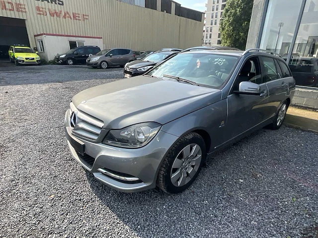 2011 mercedes c180 personenauto - afbeelding 1 van  31