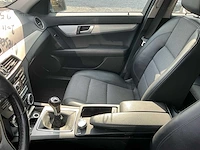2011 mercedes c180 personenauto - afbeelding 13 van  31