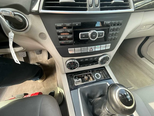 2011 mercedes c180 - afbeelding 18 van  33
