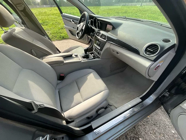 2011 mercedes c180 - afbeelding 9 van  33