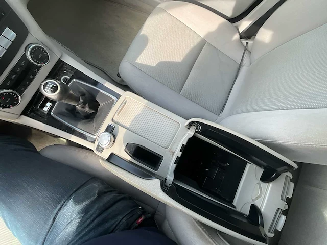 2011 mercedes c180 - afbeelding 20 van  33