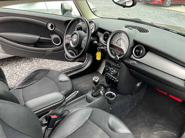 2011 mini one d clubman personenauto - afbeelding 8 van  24