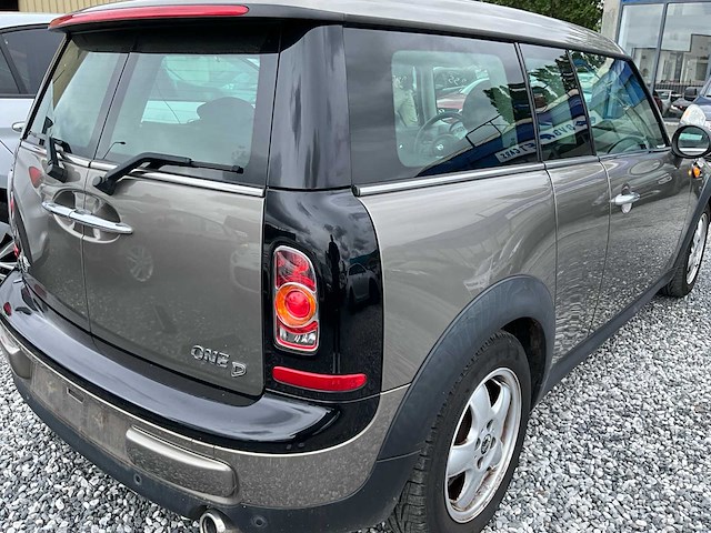 2011 mini one d clubman personenauto - afbeelding 19 van  24