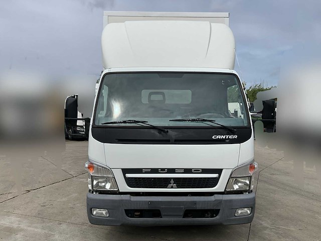 2011 mitsubishi canter laadklep - airco - rijbewijs b - afbeelding 44 van  46