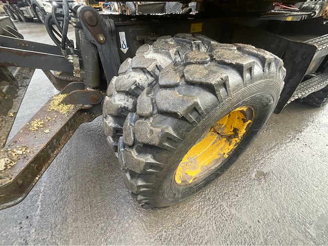 2011 new holland mh 3.6 wielgraafmachine - afbeelding 20 van  27