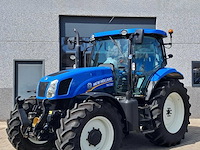 2011 new holland t6030 elite vierwielaangedreven landbouwtractor - afbeelding 1 van  9