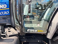 2011 new holland t6030 elite vierwielaangedreven landbouwtractor - afbeelding 4 van  9