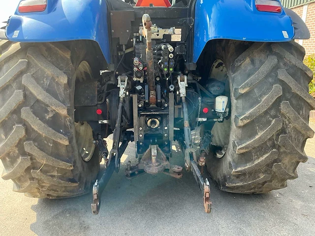 2011 new holland t7.200 4wd sa vierwielaangedreven landbouwtractor - afbeelding 29 van  38
