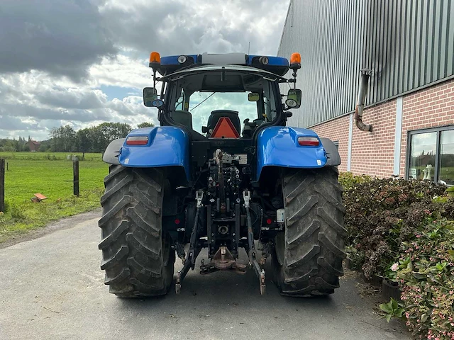 2011 new holland t7.200 4wd sa vierwielaangedreven landbouwtractor - afbeelding 33 van  38
