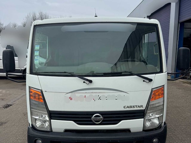 2011 nissan cabstar kipper - functioneel - afbeelding 14 van  17