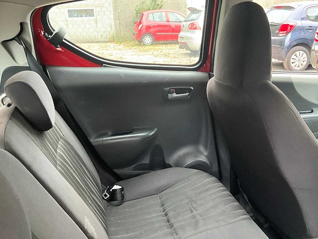 2011 nissan pixo - afbeelding 14 van  36