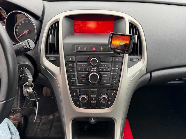 2011 opel astra sports tourer - afbeelding 5 van  21