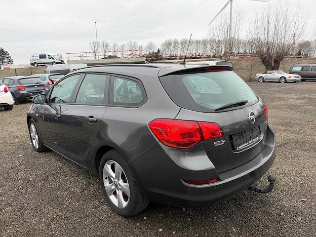 2011 opel astra sports tourer - afbeelding 15 van  21