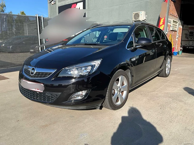 2011 opel astra - afbeelding 1 van  35