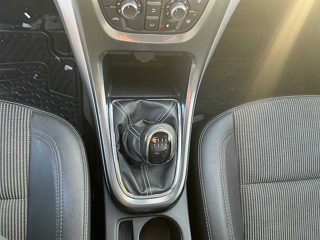 2011 opel astra - afbeelding 6 van  19