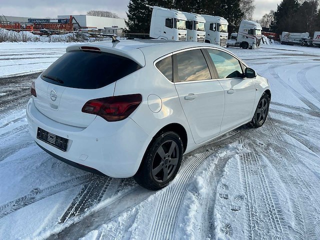 2011 opel astra - afbeelding 15 van  19