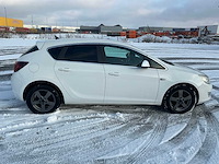 2011 opel astra - afbeelding 16 van  19