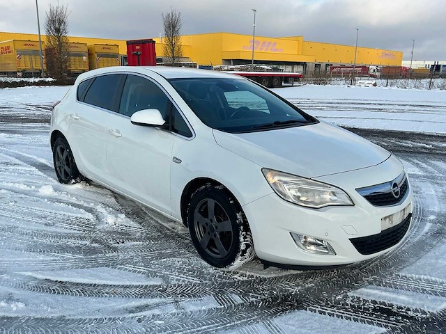 2011 opel astra - afbeelding 17 van  19