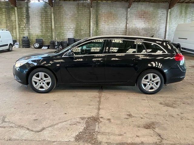 2011 opel insigne turbo sports tourer personenauto - afbeelding 20 van  23