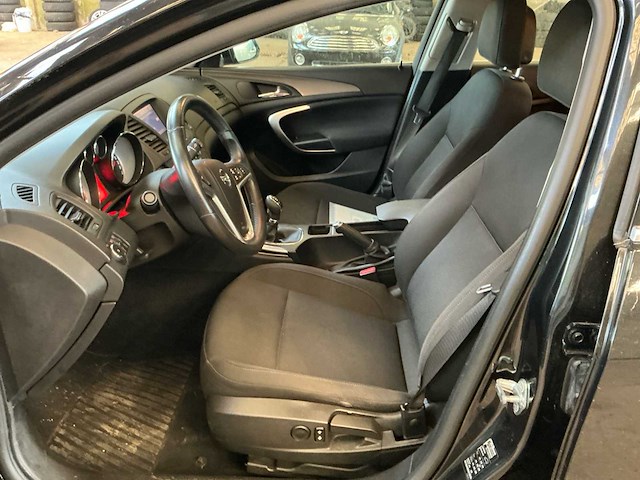 2011 opel insigne turbo sports tourer personenauto - afbeelding 8 van  18