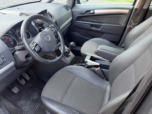 2011 opel zafira personenauto - afbeelding 11 van  15