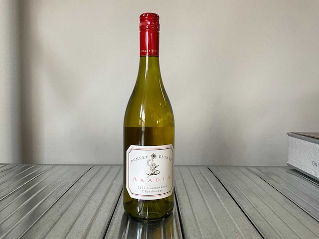 2011 penley estate aradia witte wijn (10x) - afbeelding 1 van  4