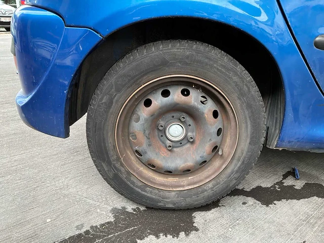 2011 peugeot 206+ 2mhfv0 auto - afbeelding 15 van  29